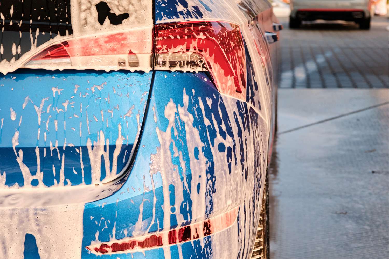 The Benefits of Regular Car Washes During the Winter Months